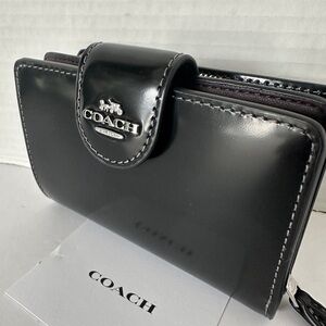 NWT Coach Unisex Wallet.